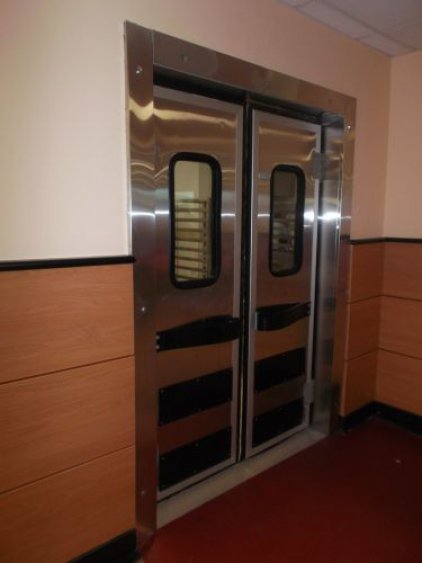 Çift Kanatlı Servis (Bar) Kapısı